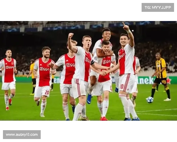 费耶诺德2-2平米兰，荷甲意甲劲旅握手言和